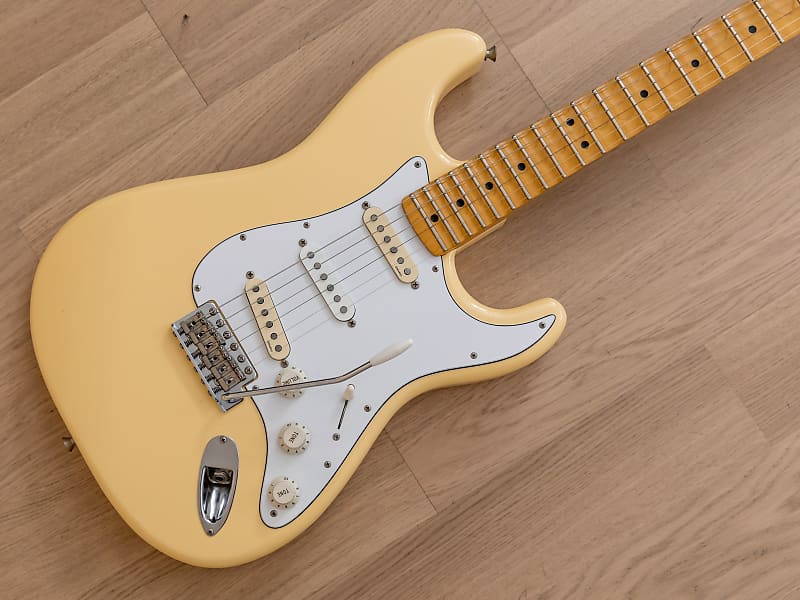 2002 Fender Yngwie Malmsteen Stratocaster ST71-140YM Vintage