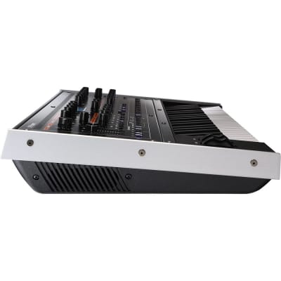 Roland Jupiter-Xm Portable Synthesizer, 37 Keys, MIDI & USB I/O, Mic Input image 2