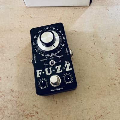 Reverb.com listing, price, conditions, and images for king-tone-minifuzz-si