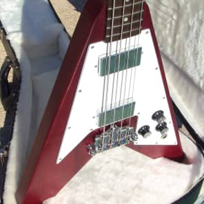 Gibson flying outlet v bass