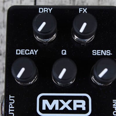 MXR M82 Bass Envelope Filter Pedal Electric Bass Guitar Filter Effects Pedal image 3