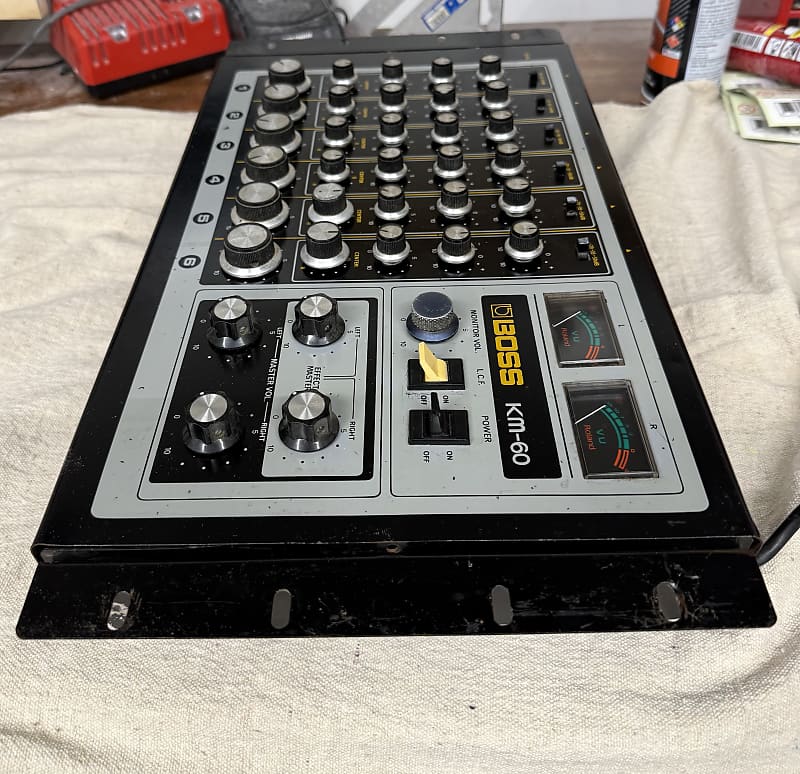 Boss KM-60 6-Channel Mixer | Reverb