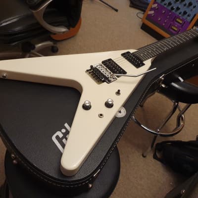RARE Gibson Flying V Factory Original Floyd Rose Tremolo Limited Edition Special Run Guitar image 13