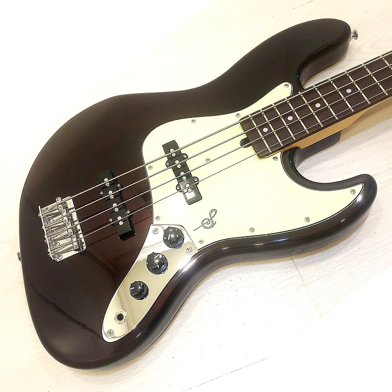 Sago Seed J4 Tabuchi custom model Jazz Bass.