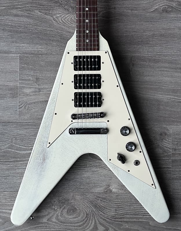 Gibson Flying V Faded 3 Pickups with 6 Way Rotary Switch