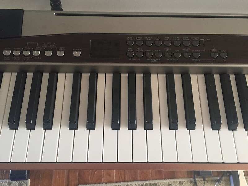 Casio Privia PX-500L 88 note scaled hammer action digital piano