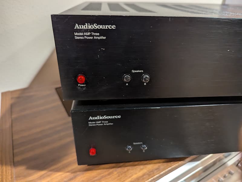 AudioSource Amp Three 2010 - Black  			