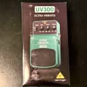 Behringer UV300 Ultra Vibrato Pedal NEW