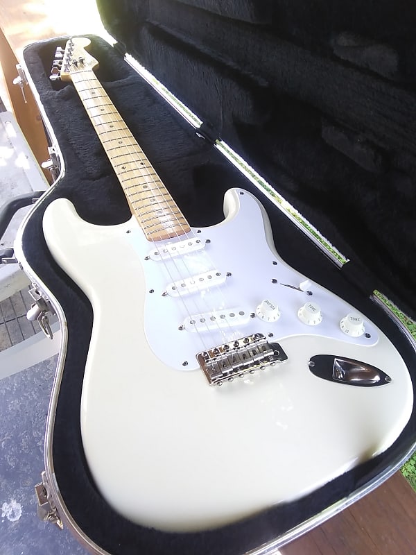 Fender MIJ Stratocaster 1988 White | Reverb Canada