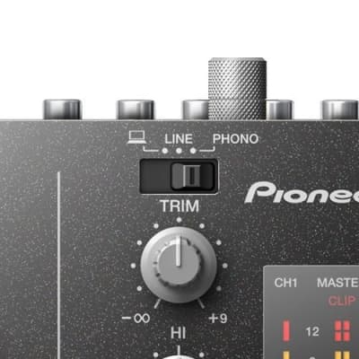 Pioneer DJM-S3 2-Channel Serato Pro DJ Mixer + 10" Black DJ Mixer Case Pack image 9