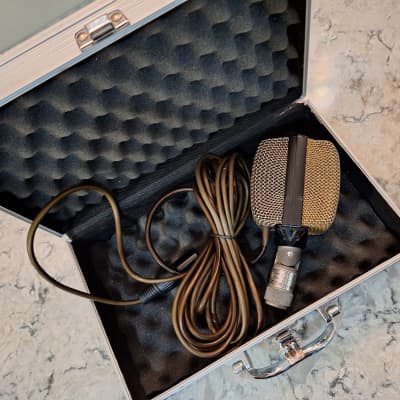 AKG D12 - Gearspace