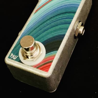 Saturnworks A/B Box Guitar Switch Pedal with LED + Neutrik Jacks