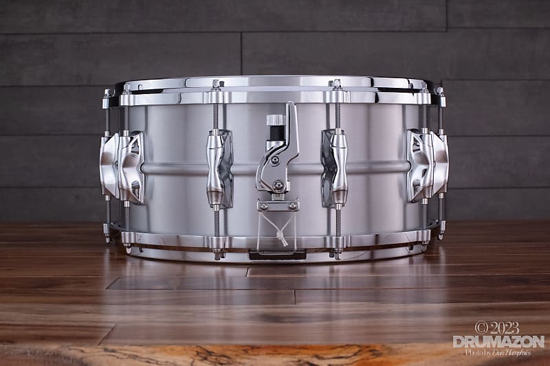 PEARL CUSTOM CLASSIC SERIES 14 X 6.5 HAMMERED BRASS SNARE DRUM, MADE I –  Drumazon