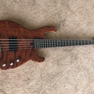 MODULUS GUITARS Flea Bass 5-String (Model FB5) bass guitars