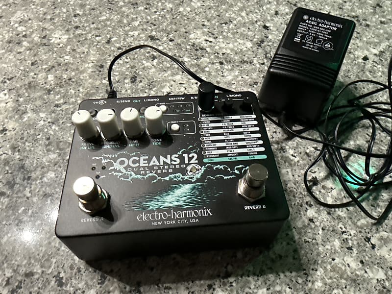 Electro-Harmonix Oceans 12