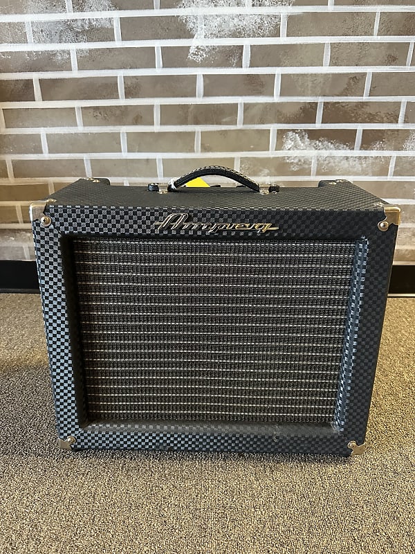 Ampeg Model J-12T Jet II 15-Watt 1x12