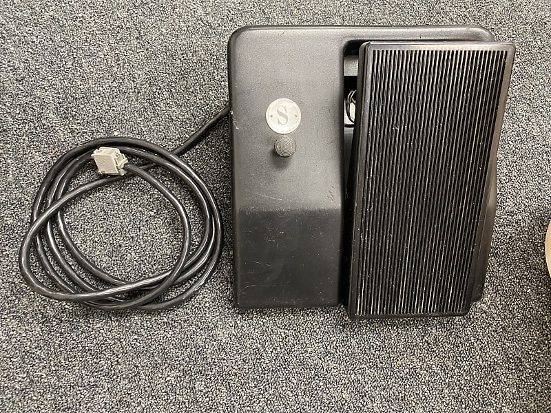 Vintage accordion volume pedal Reverb Canada