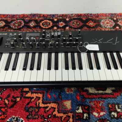 Dave Smith Instruments Mopho x4 44-Key 4-Voice Polyphonic Synthesizer (warranty)
