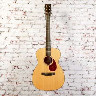 Collings 001 14-Fret Acoustic Guitar, Natural w/ Original Case x1106 (USED) image 2