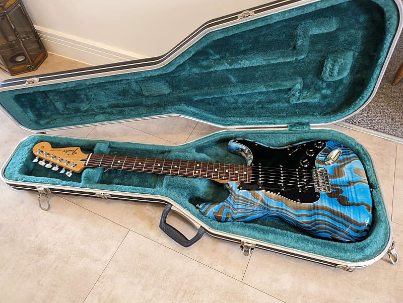 fender mexico standard strat 2013年式 Fender Standard Stratocaster (Made in Mexico 2012/2013