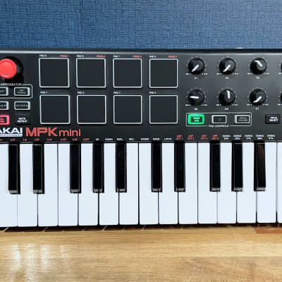 Akai MPK Mini MKII 25-Key MIDI Controller - Black