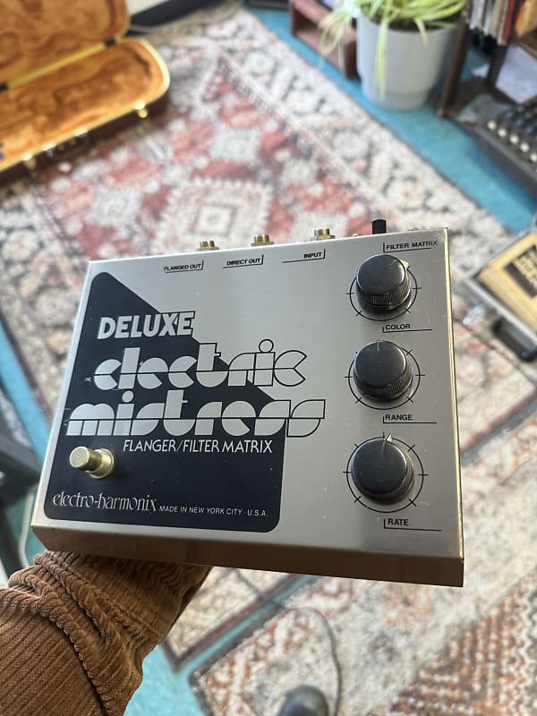Electro-Harmonix Deluxe Electric Mistress V1 | Reverb