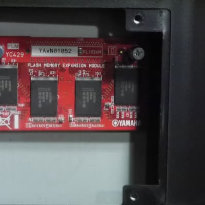 Yamaha MOXF 6 Workstation w/Loaded 1gig Memory Expansion Board image 6