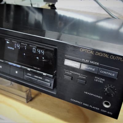 Sony CD Player w Remote, Manual, Japan Made Top Line /  Burr Brown DCA chip & more - Model # CDP-670 image 5