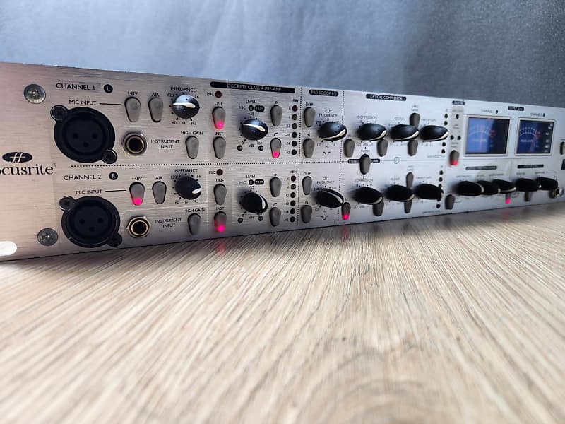 Focusrite Platinum Twin Trak Pro マイクプリアン Focusrite Twin Trak Pro Preamplifier TWINTRAK PRO B&H Photo