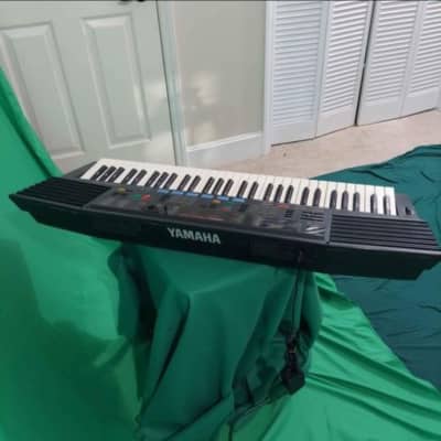 Yamaha PSR-47 Portable 61 key KEYBORD SYNTHESIZER With DRUM | Reverb