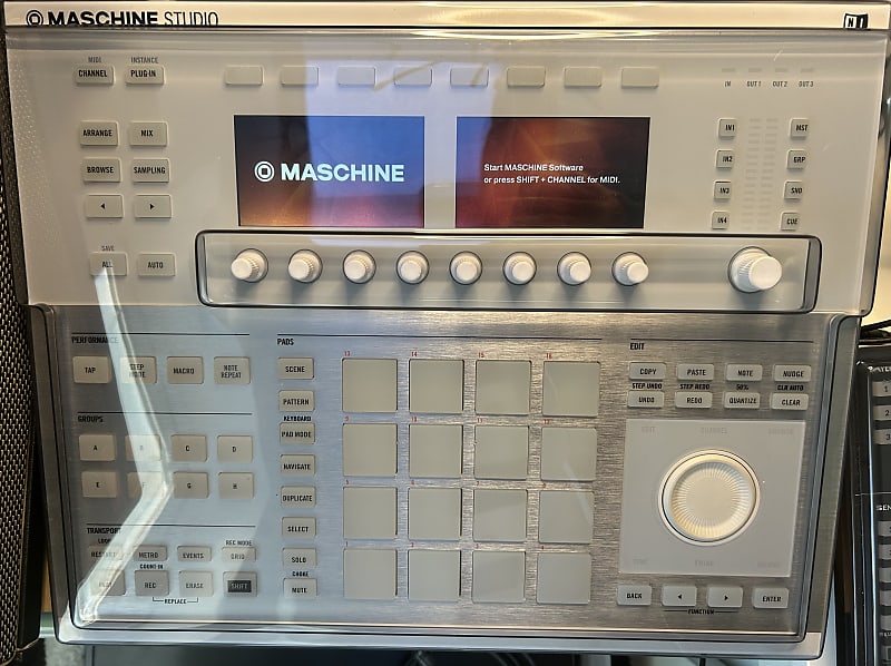 Native Instruments Maschine Studio 2010s - White | Reverb UK