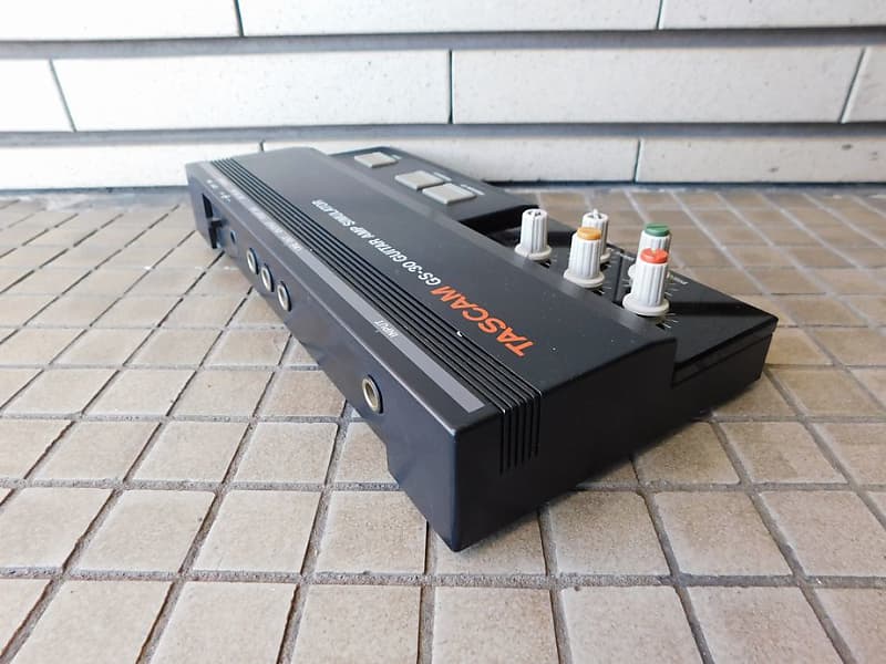 ギター TASCAM GS-30 GUITAR AMP SIMULATOR Quick Look - Tascam GS-30 Guitar Amp Simulator on Synth