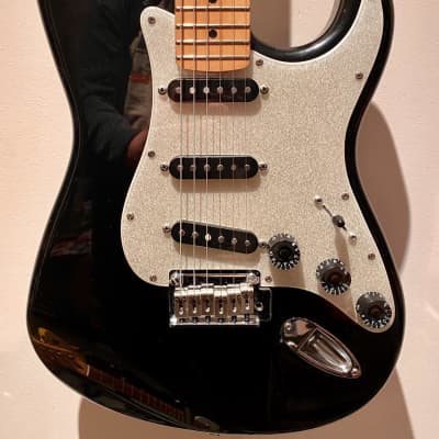 Squier Standard Stratocaster image 4