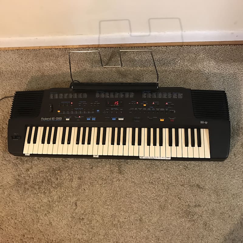 絶盤　Roland ローランド　E-38 電子キーボード Roland E-38 Electronic Keyboard | Reverb