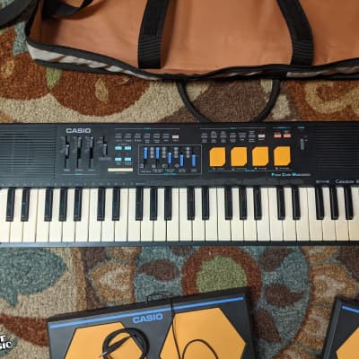 Casio MT-220 Casiotone Vintage Keyboard w/ 2 DP-1 Drum Pads & Gig 