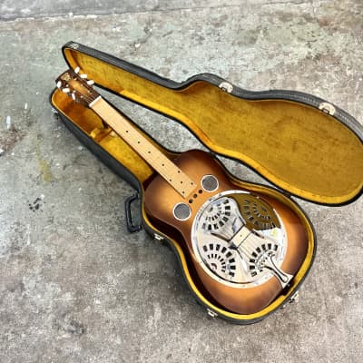 Dobro C-65E Plainsman | Reverb
