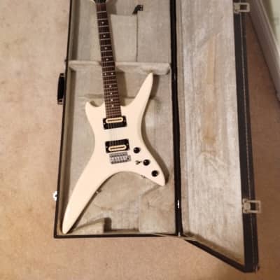 2012 BC Rich USA Custom Shop Bich Standard White Electric