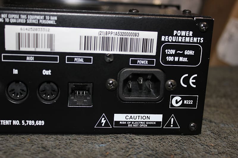 Line 6 Bass POD Pro Rackmount Multi-Effect and Amp Modeler