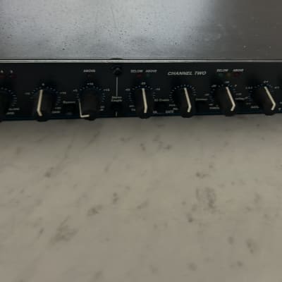 dbx 166XL Stereo Compressor / Limiter / Gate 2000s - Black image 4