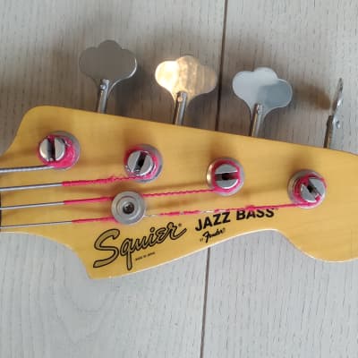 Fender Squier JV Jazz Bass 1983 Sunburst image 3