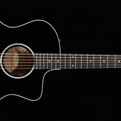 Taylor 214ce Deluxe Black-2109209546-5.0 lbs image 3