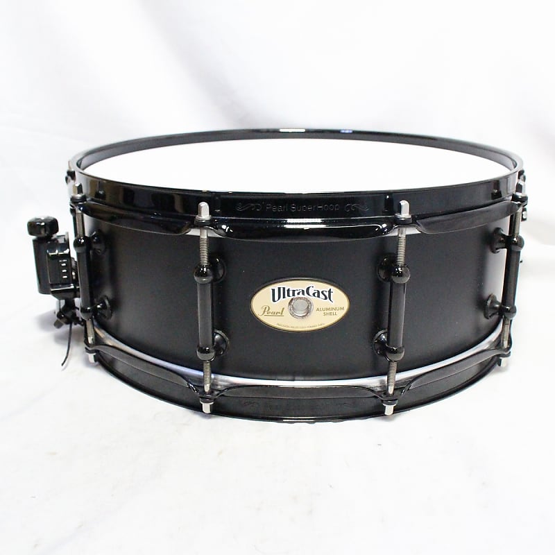 PEARL ULTRACAST UCA1450 14x5 Pearl Ultracast Snare Drum (04/08)