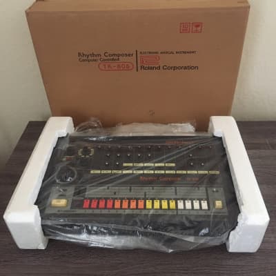 Roland TR-808 Rhythm Composer w/ Very Rare Original 808 Box, 808 Manuals, Extras! image 2