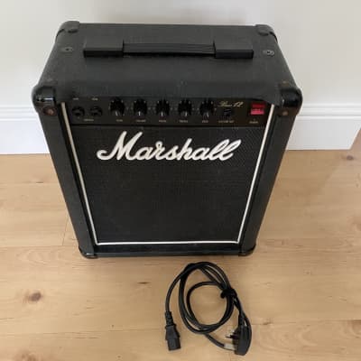 Marshall Bass12 ベースアンプ 12W Marshall Bass 12 Combo - YouTube