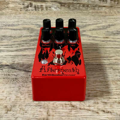 EarthQuaker Devices Afterneath Otherworldly Reverberation Machine 
