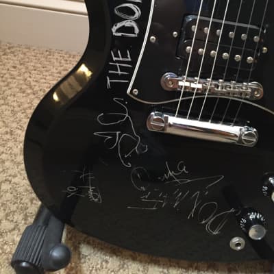 Gibson SG Signed by the Donnas image 5