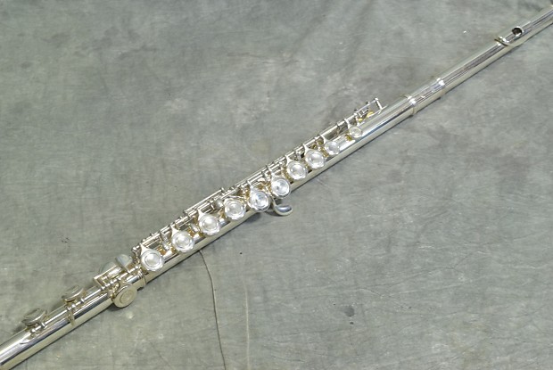 YAMAHA YFL-211 Flute with Silver Made Headjoint Made in Japan