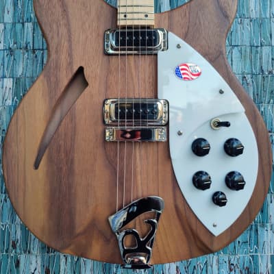 Rickenbacker 330, Walnut image 3