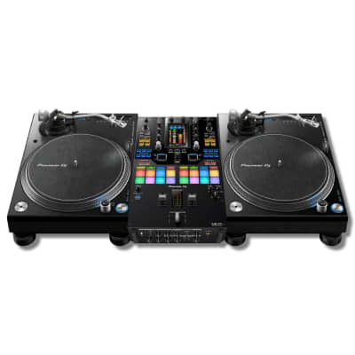 Pioneer DJ CDJ 2000 Nexus Limited Edition & DJM 900 Nexus