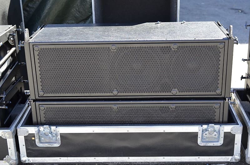 MEYER M2D TOPS COMPACT CURVILINEAR ARRAY LOUDSPEAKER W/CASE Reverb